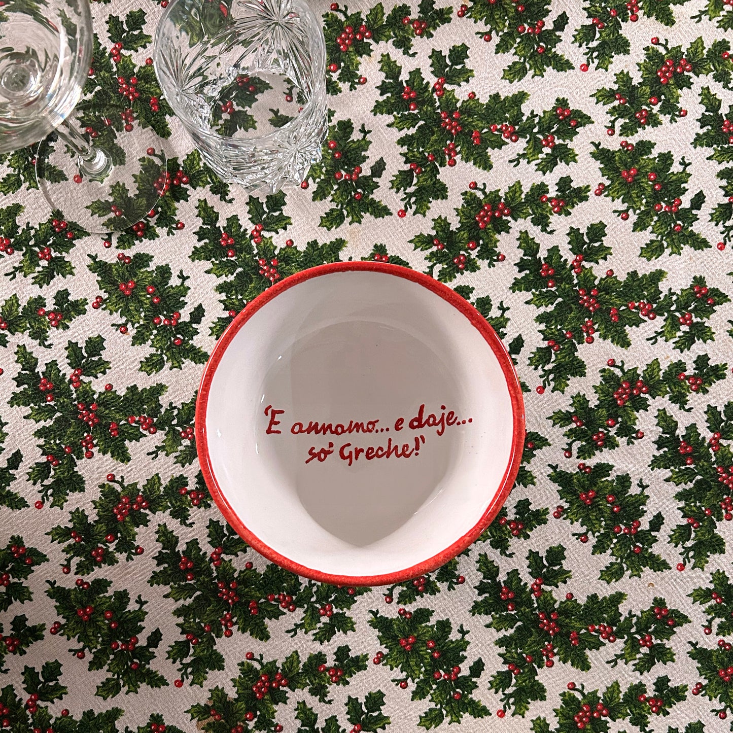 Ciotola 'E annamo... e daje... so' Greche!'